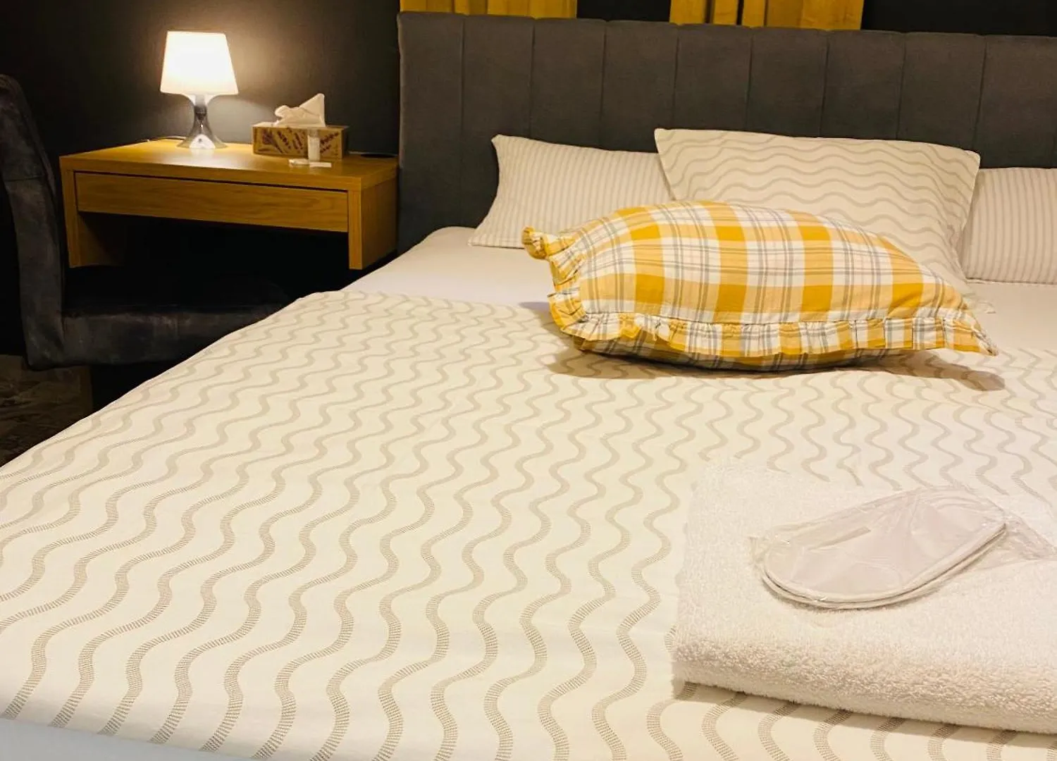 Lägenhetshotell Rooms & Apartment Zala Airport Shuttle Option Cerklje na Gorenjskem